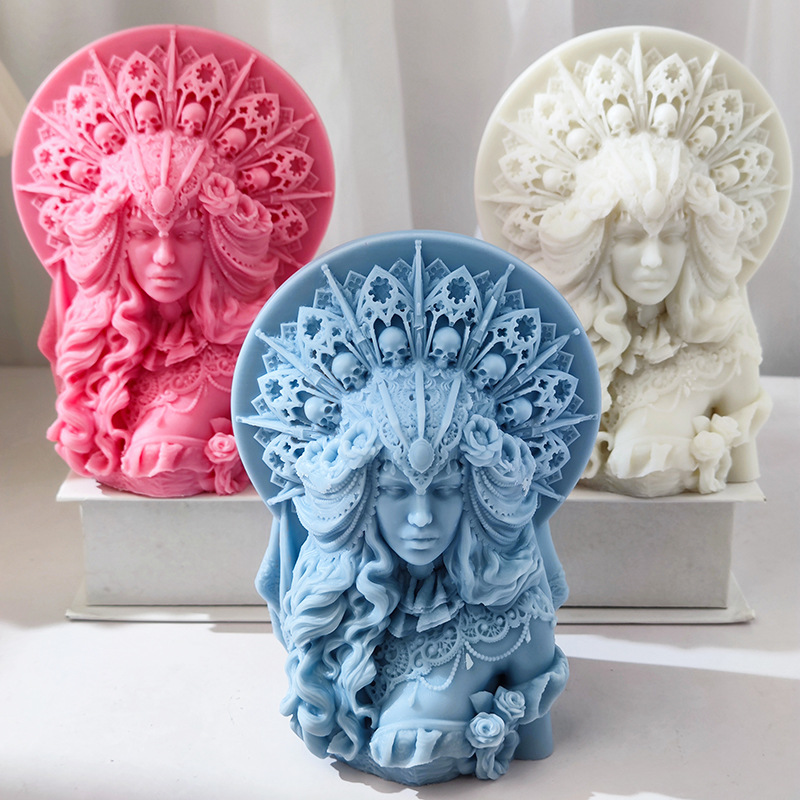 Kitchen Gadgets For Mom - DIY Half body skull head queen