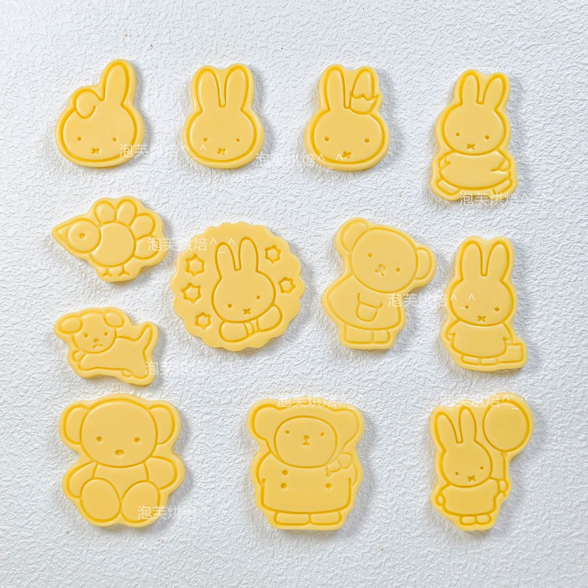 Cute 3D Press Cookie Mold with - Quality Kitchen Gadgets ulasan dan harga